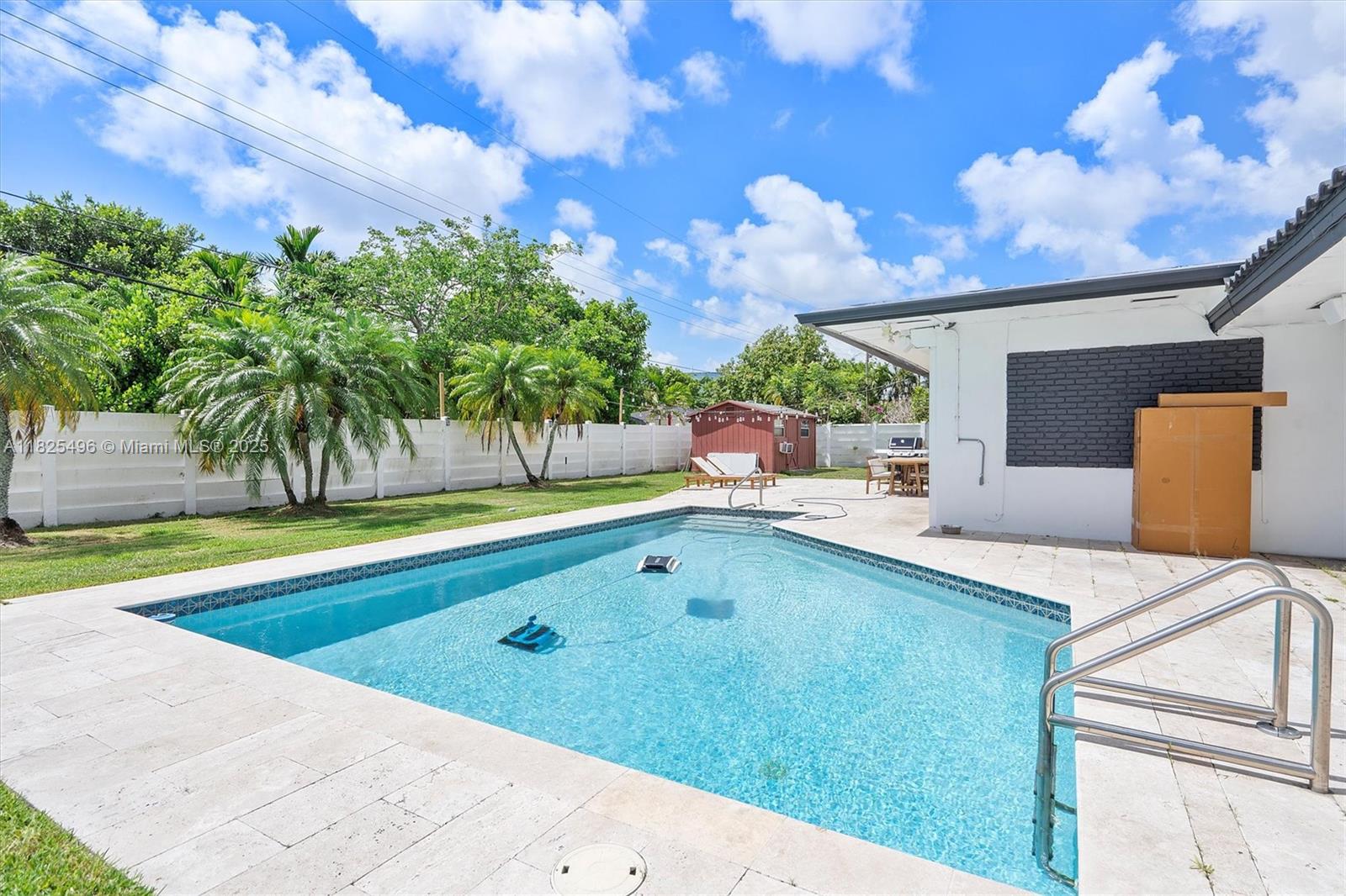 417 N Highland Dr, Hollywood, Florida image 34