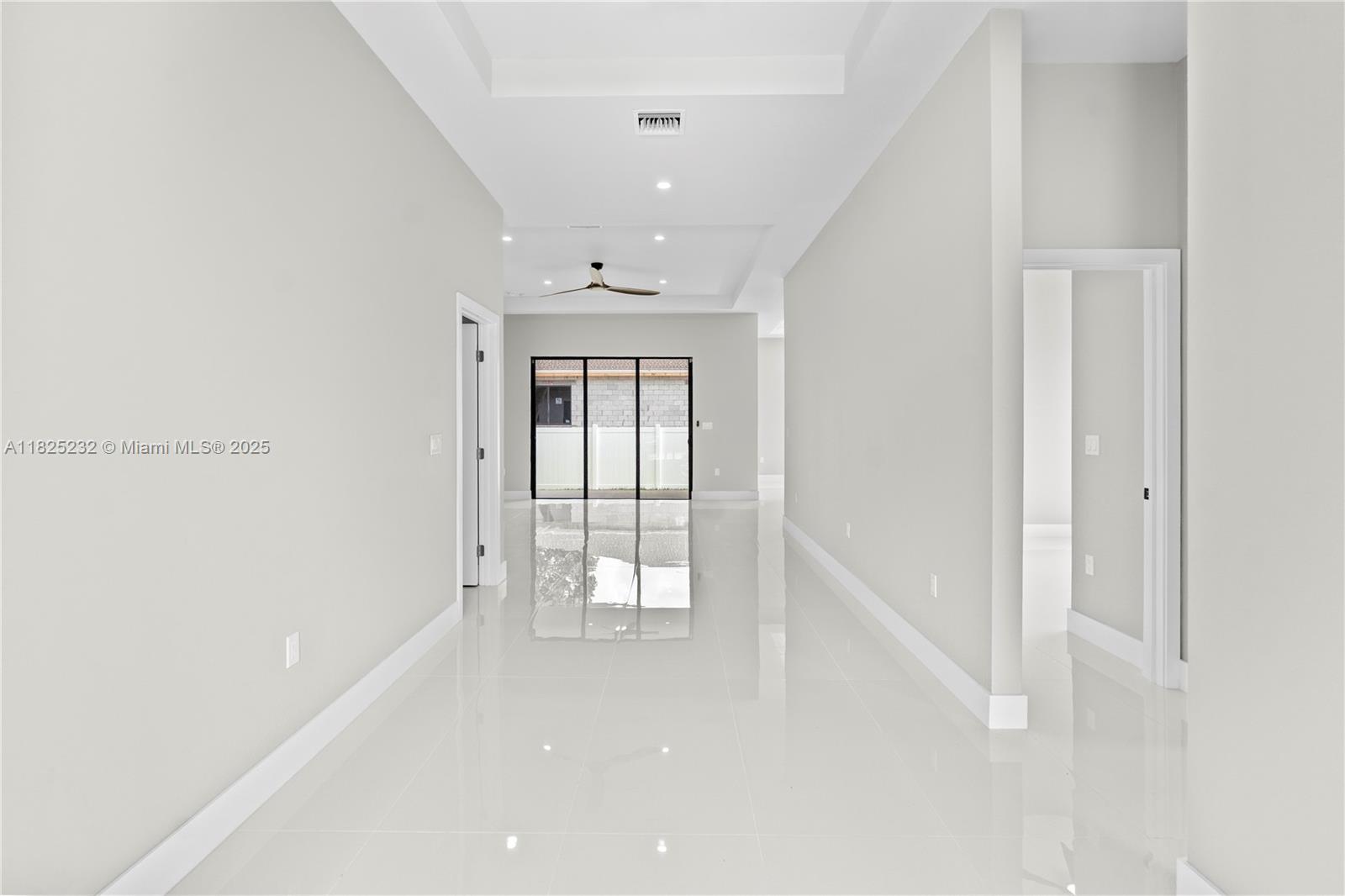 2101 NW 27th St, Oakland Park, Florida image 36