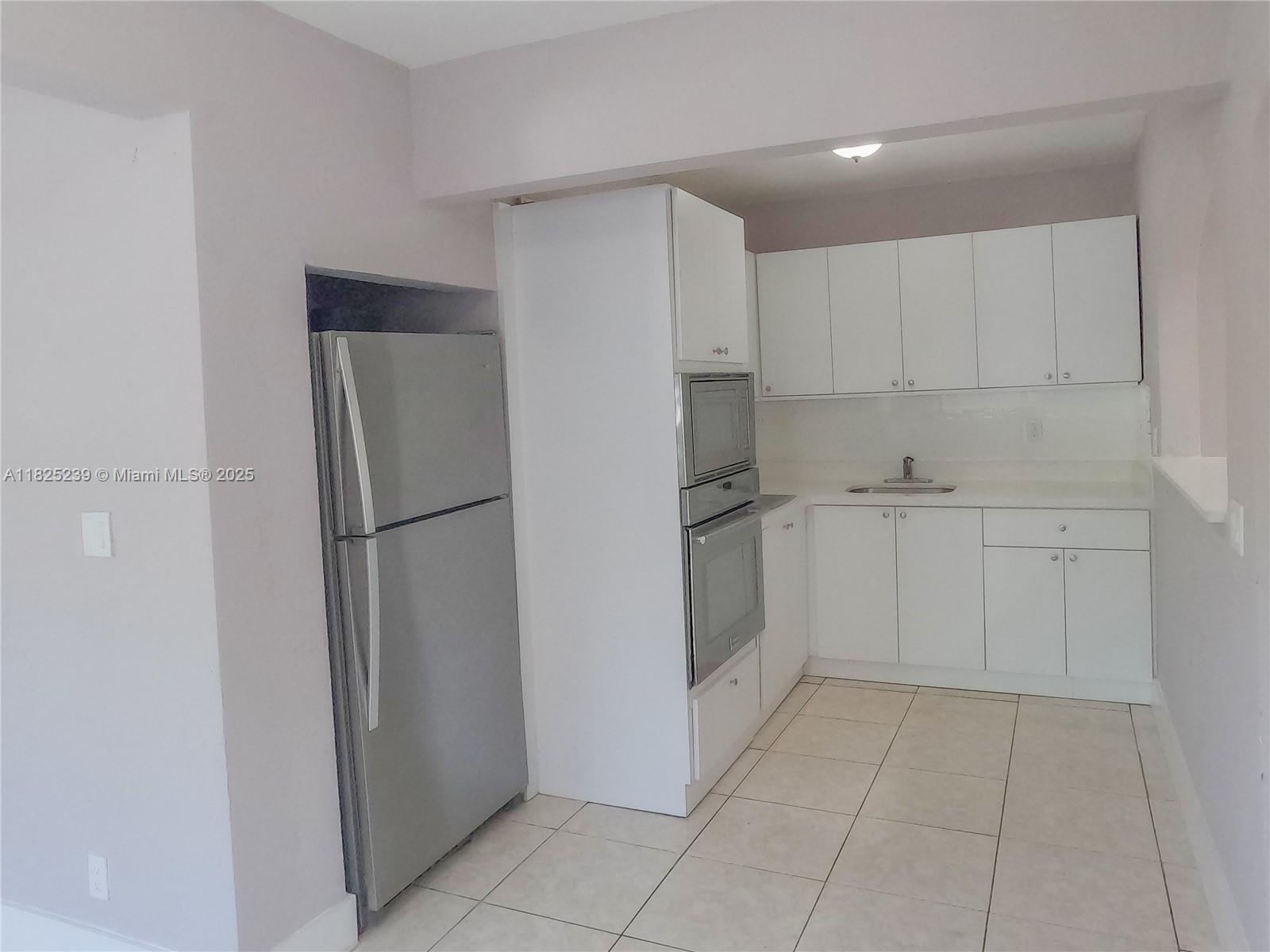 1051 NW 63rd St, Miami, Florida image 25