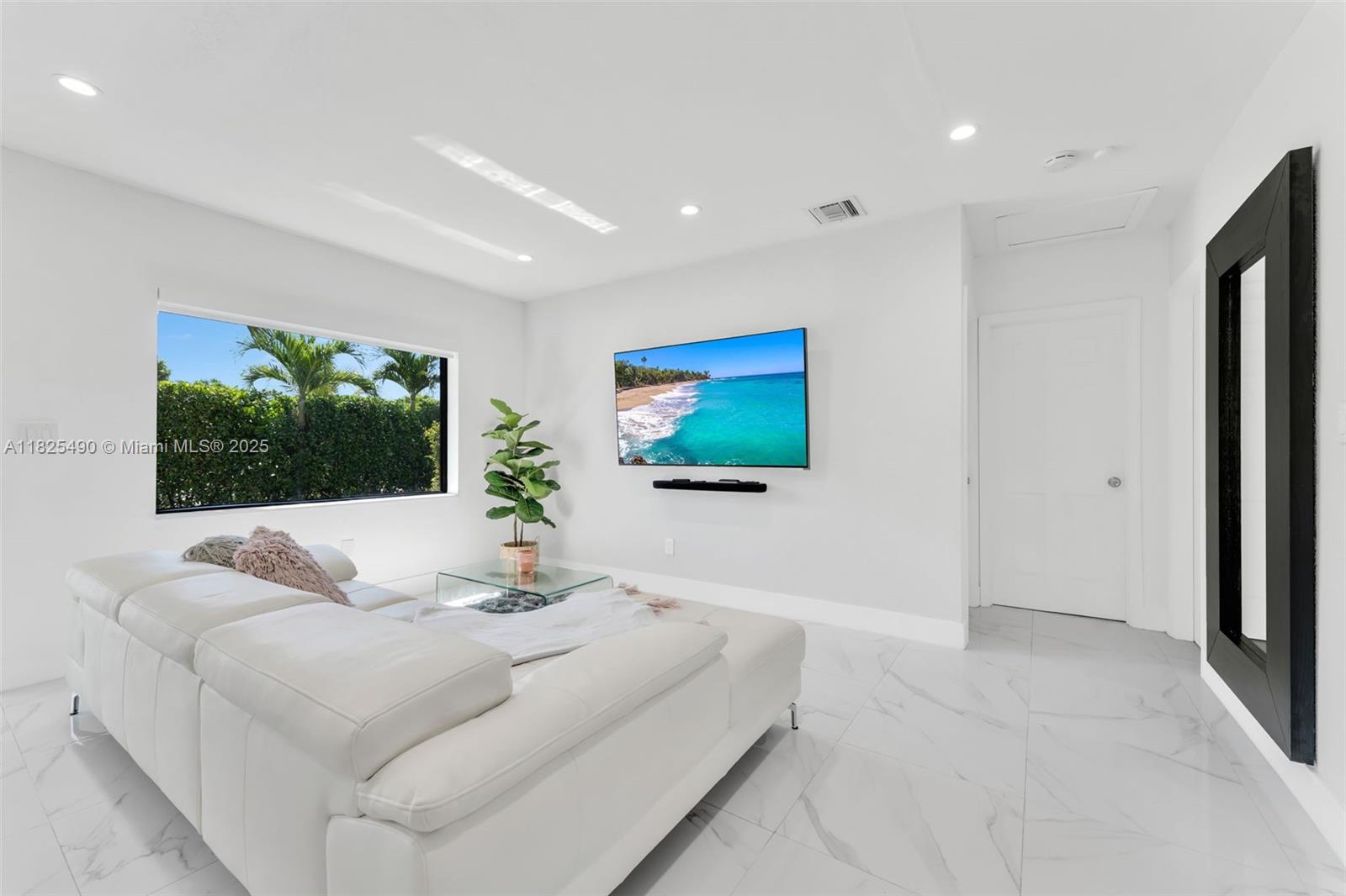 18440 NE 20th Ct, North Miami Beach, Florida image 18