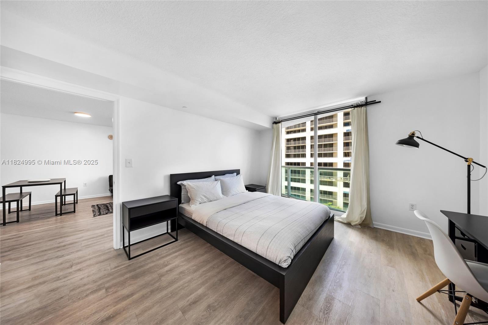 2101 Brickell Ave #605, Miami FL 33129