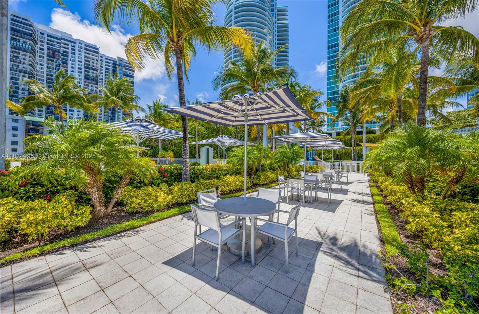 2101 Brickell Ave #605, Miami FL 33129
