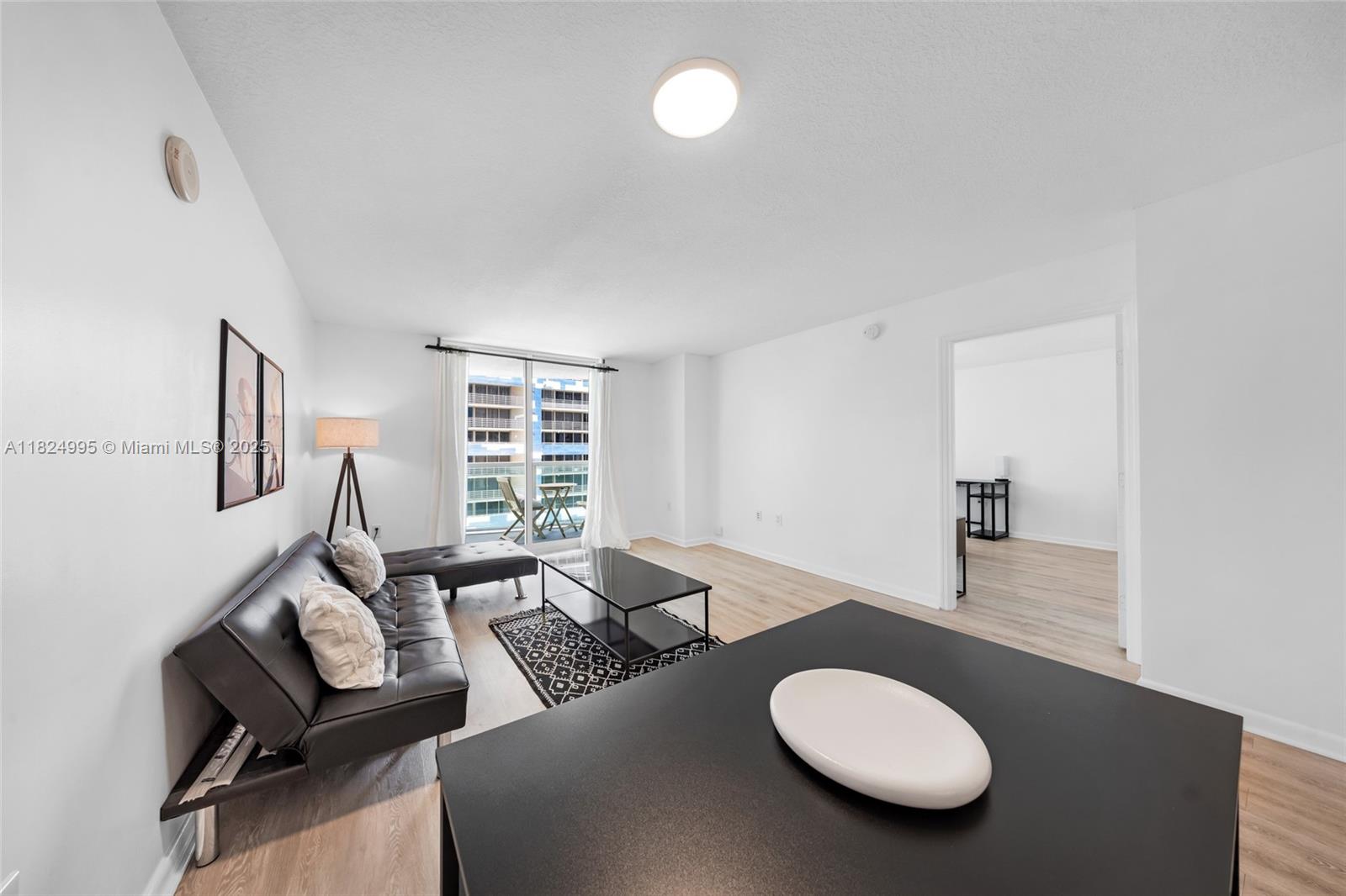 2101 Brickell Ave #605, Miami FL 33129