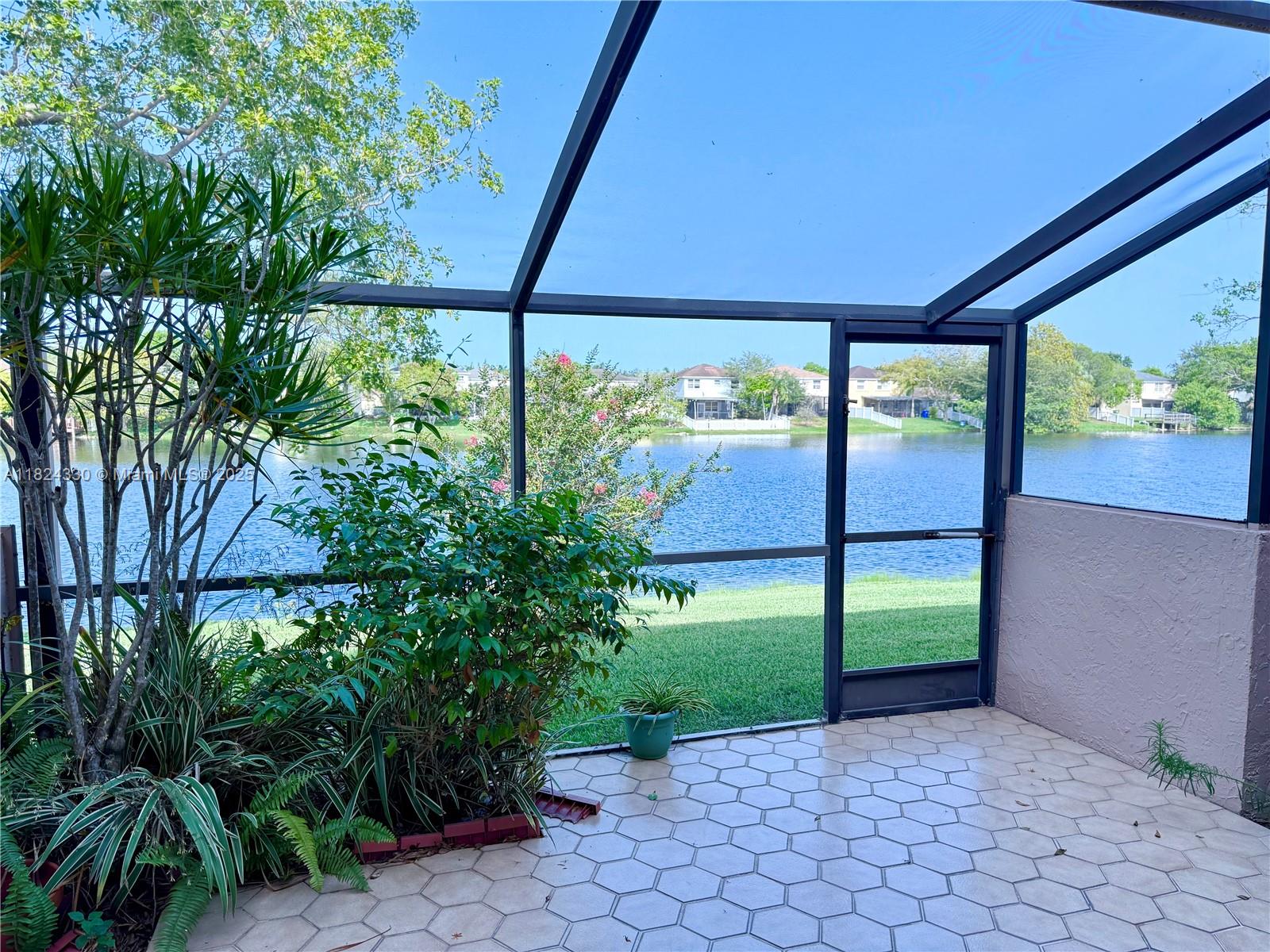 1143 NW 122nd Ter, Pembroke Pines, Florida image 10