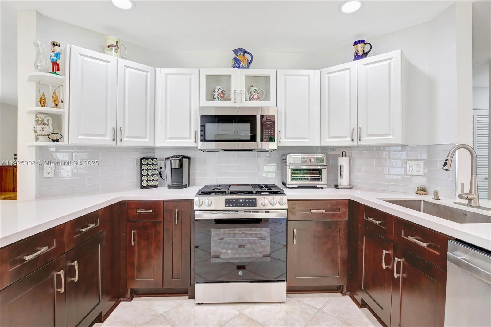 676 133rd Dr, Plantation, Florida 33325