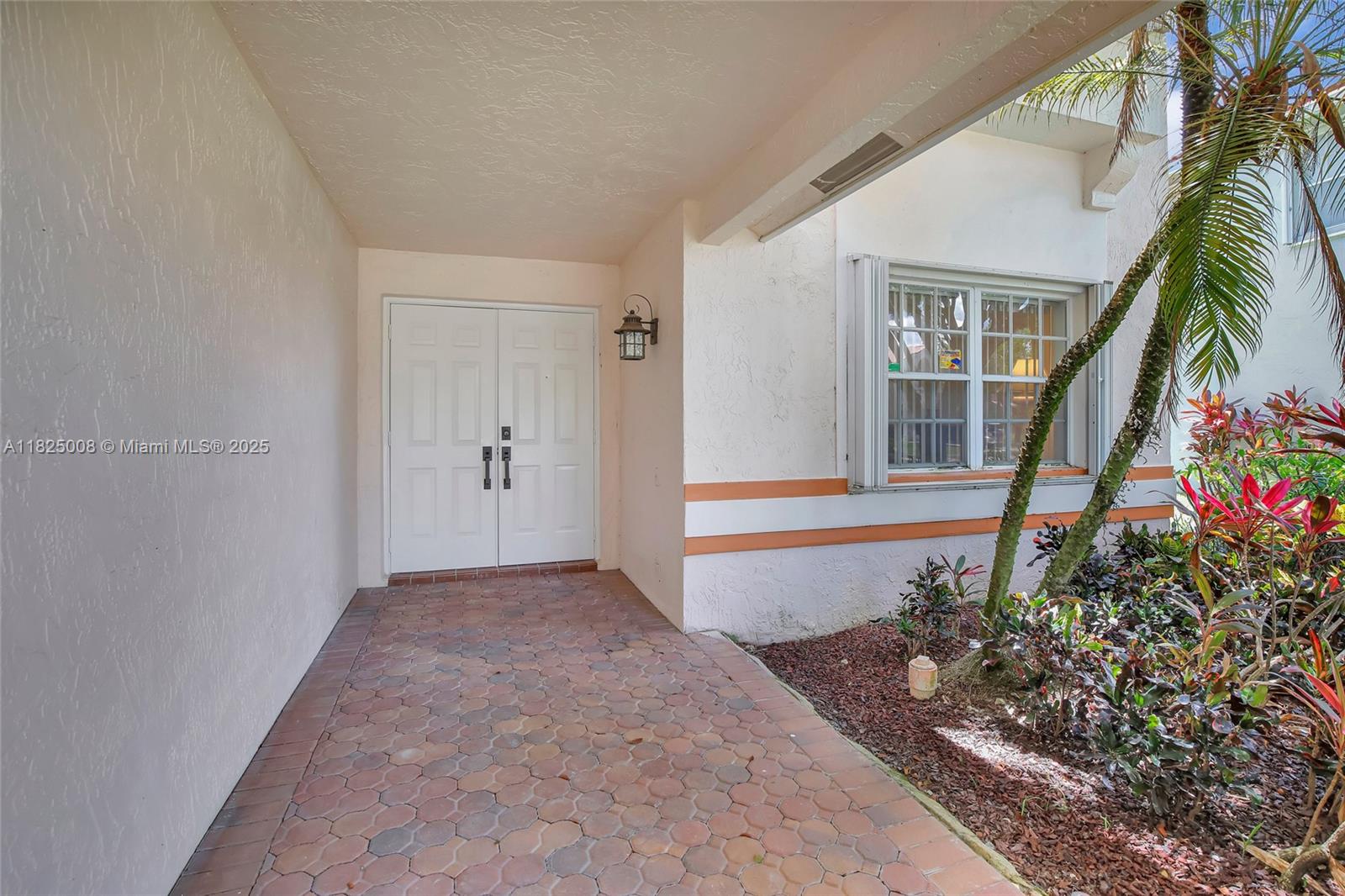 676 NW 133rd Dr, Plantation, Florida image 4