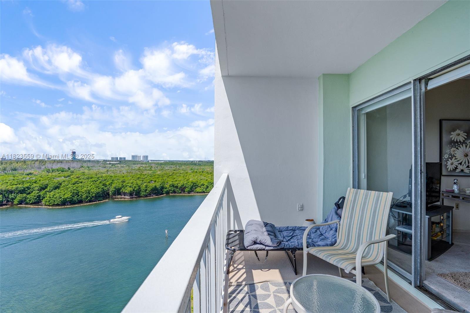 500 Bayview Dr #228, Sunny Isles Beach, Florida image 5
