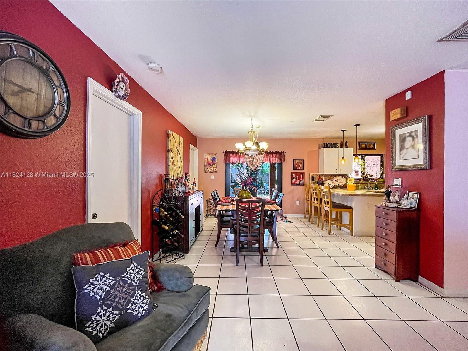 18003 SW 153rd Pl, Miami, Florida image 3