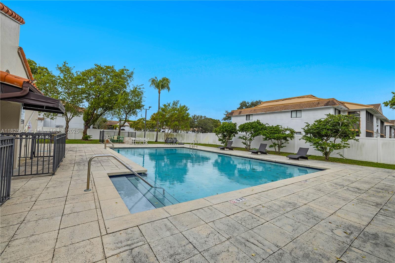 6135 NW 186th St #201, Hialeah, Florida image 27