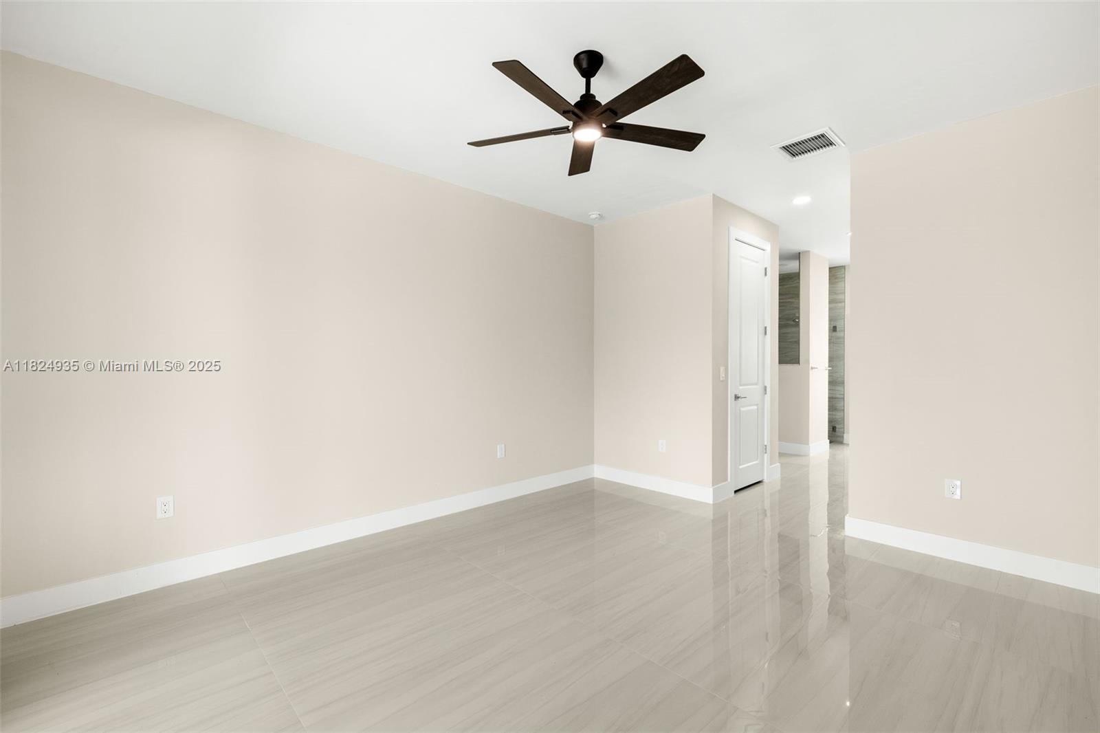 225 NE 8th Terr, Cape Coral, Florida image 14