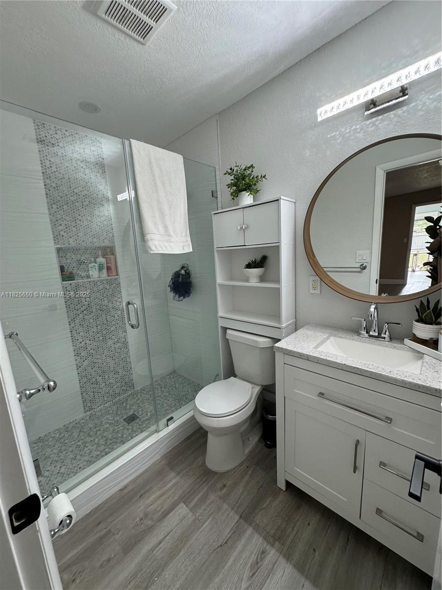 6504 N Packwood Ave, Tampa, Florida image 18