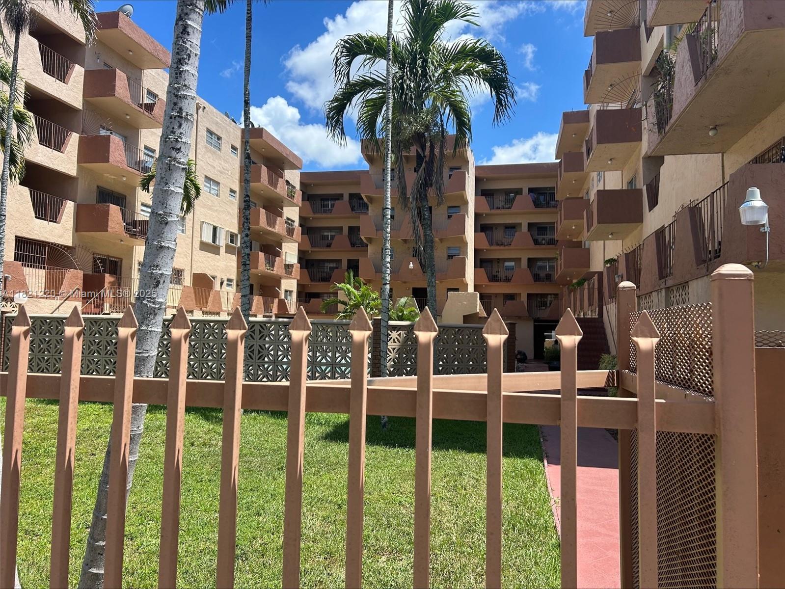 1630 W 46th St #511C, Hialeah, Florida image 1