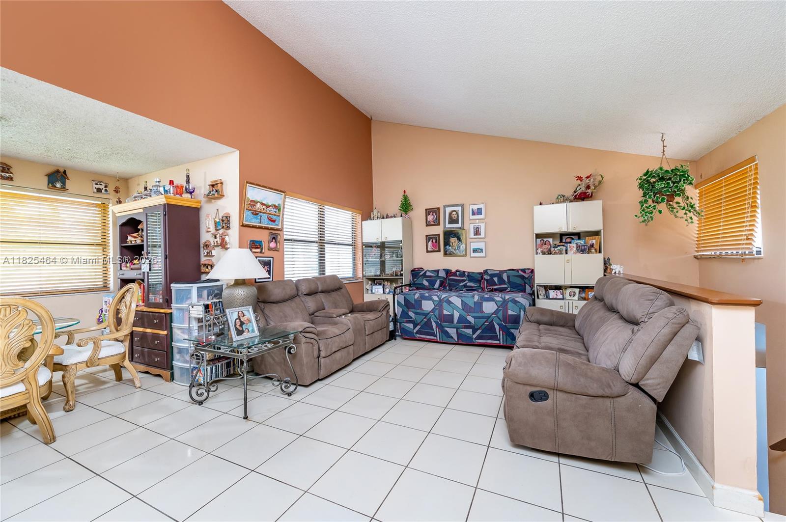 10010 NW 9th St Cir #203, Miami, Florida image 4