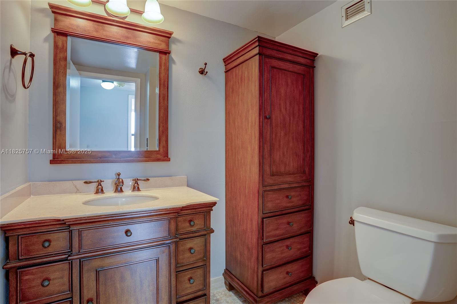 2500 Parkview Dr #405, Hallandale Beach, Florida image 14