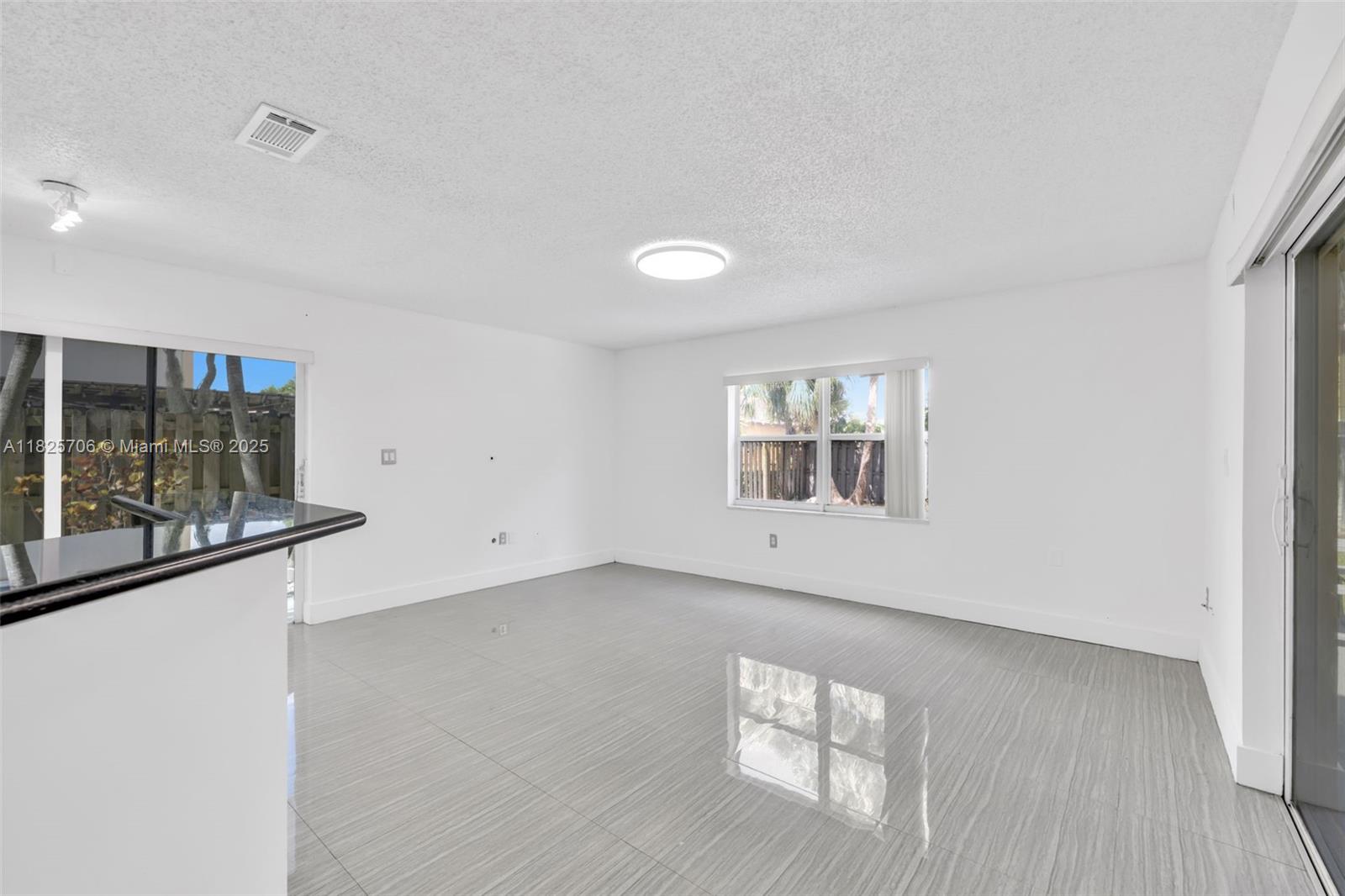 5134 NW 113th Ave, Doral, Florida image 11