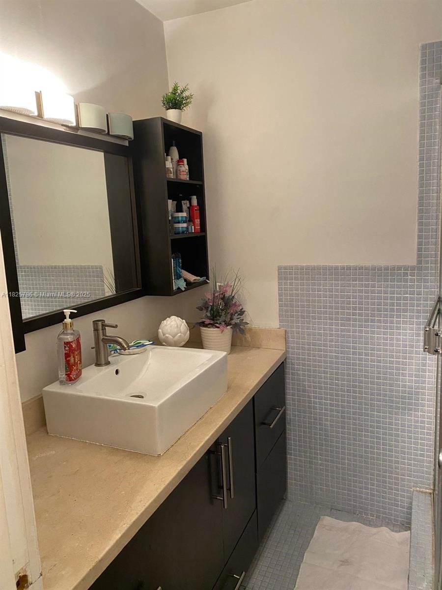 19001 NE 14th Ave #325, Miami, Florida image 11