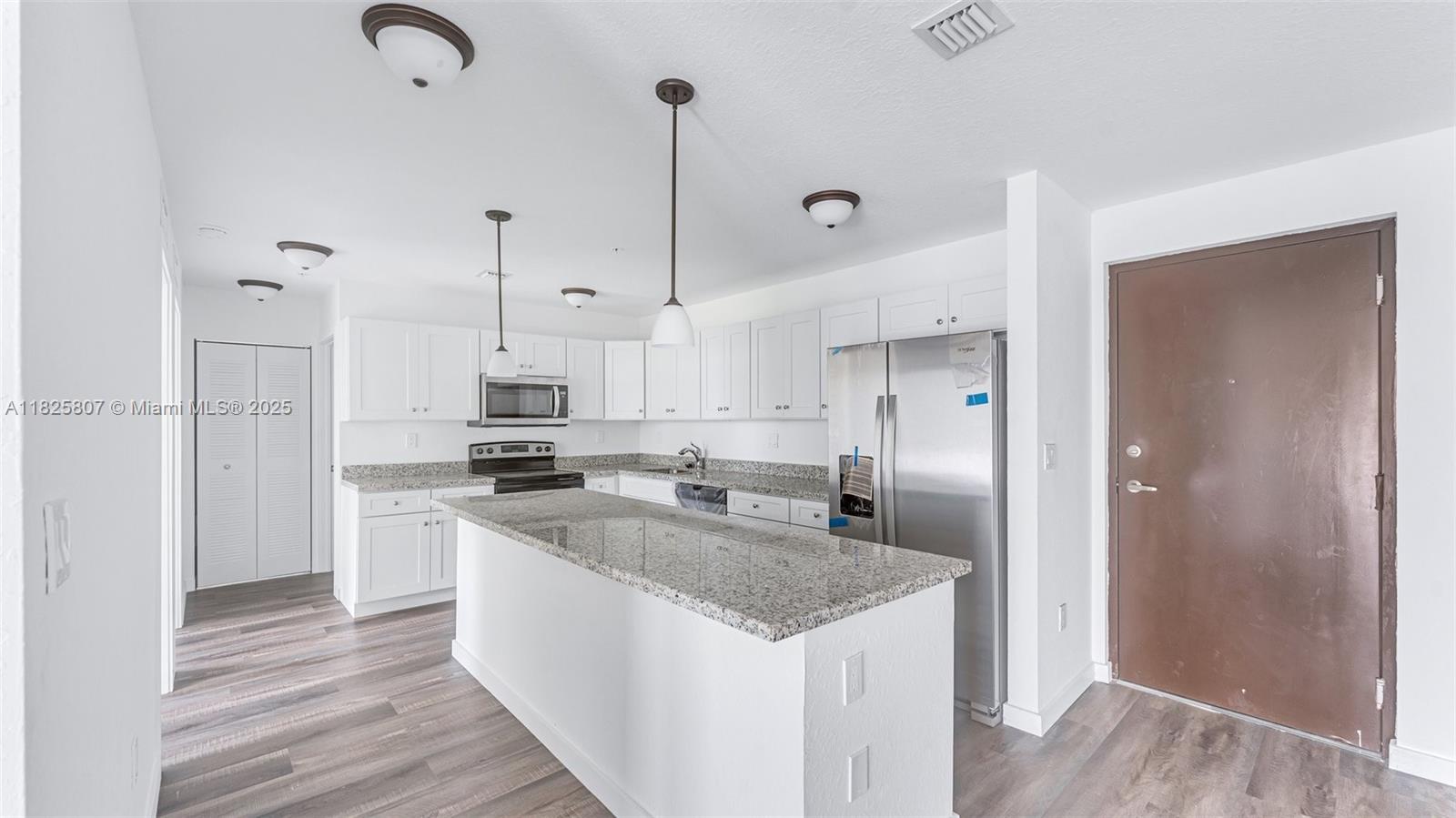 Property photo # 8