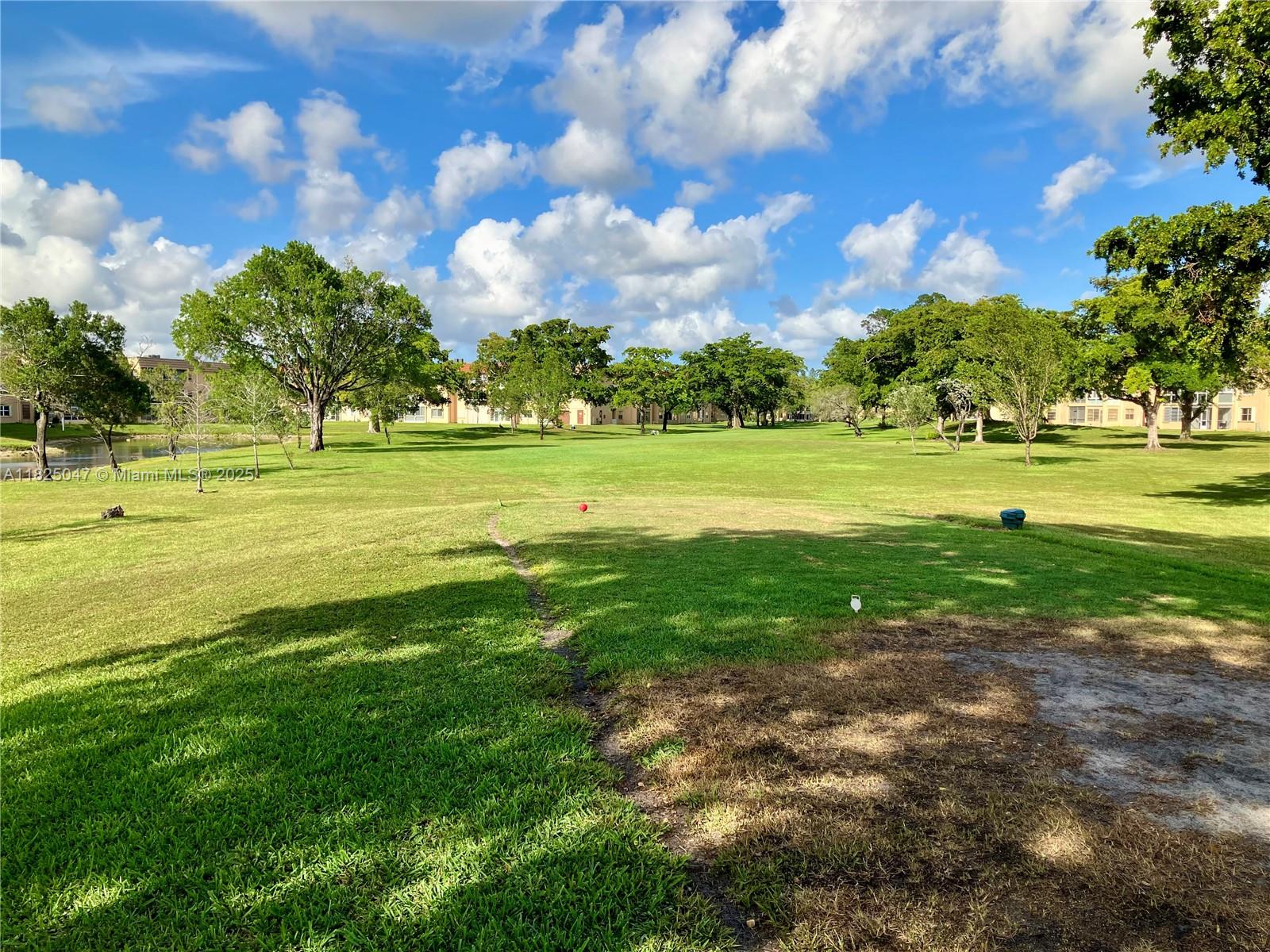9041 Sunrise Lakes Blvd #208, Sunrise, Florida image 40