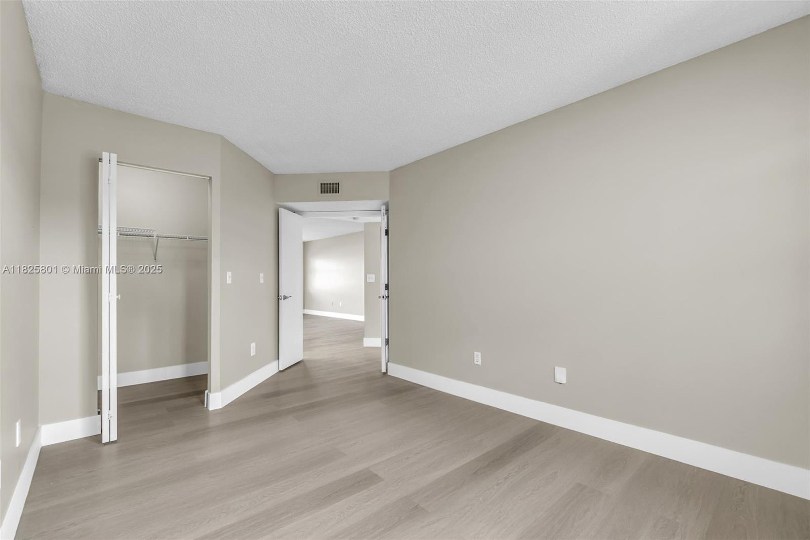 2246 SE 27th Dr #204-D, Homestead, Florida image 13