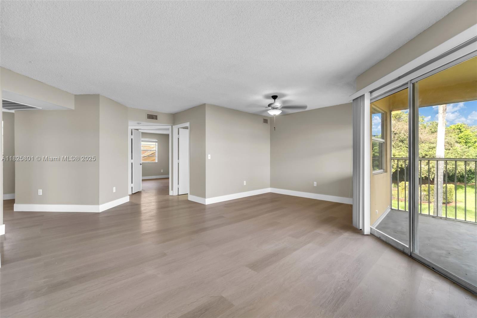 2246 SE 27th Dr #204-D, Homestead, Florida image 4