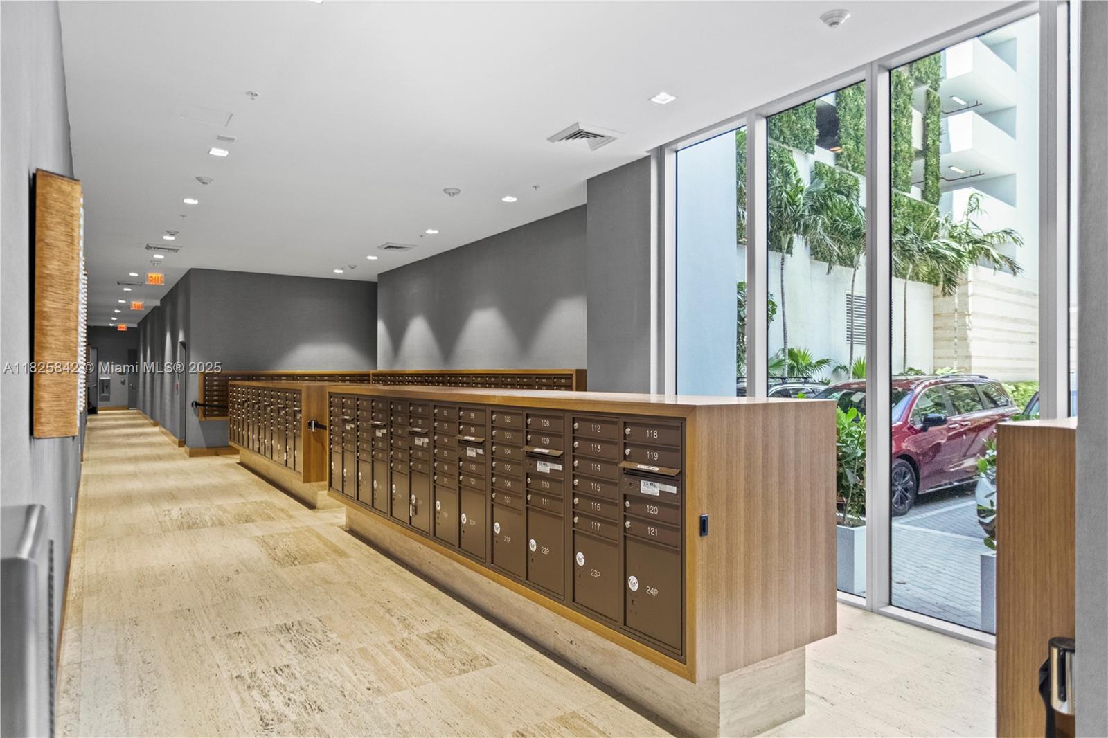 16385 Biscayne Blvd #1918, North Miami Beach, Florida image 2
