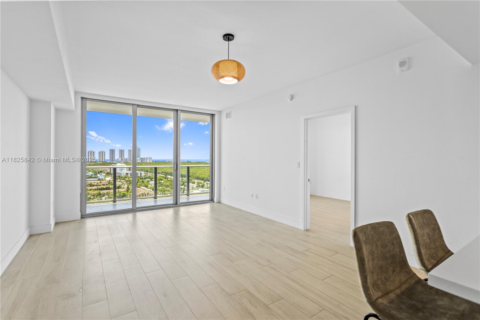 16385 Biscayne Blvd #1918, North Miami Beach, Florida image 29