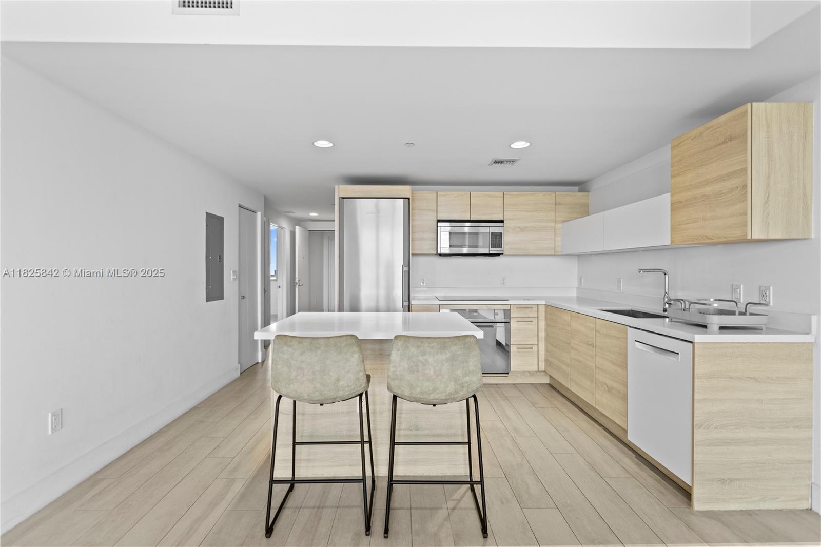 16385 Biscayne Blvd #1918, North Miami Beach, Florida image 35