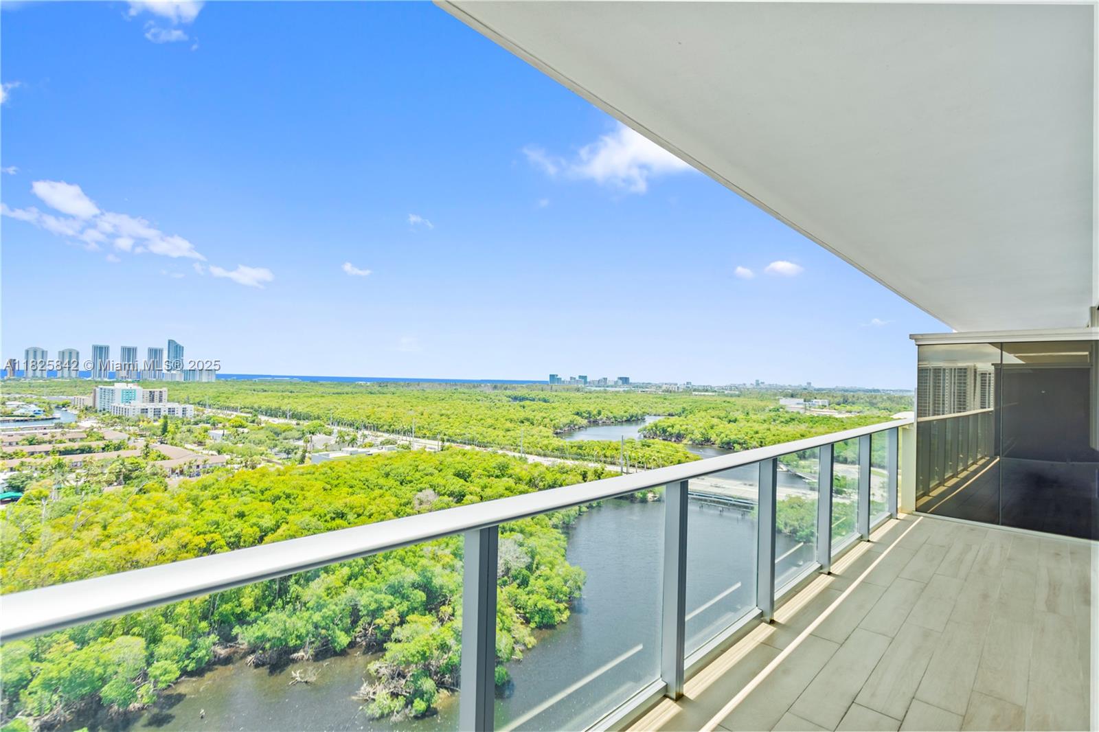 16385 Biscayne Blvd #1918, North Miami Beach, Florida image 40