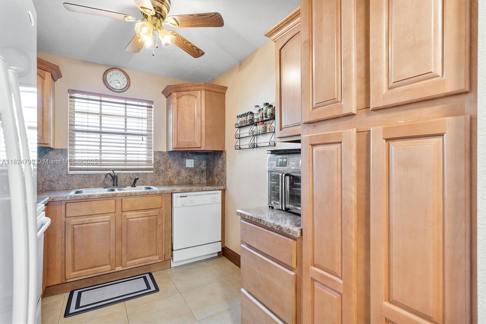 3660 Citrus Trce #4, Davie, Florida image 9
