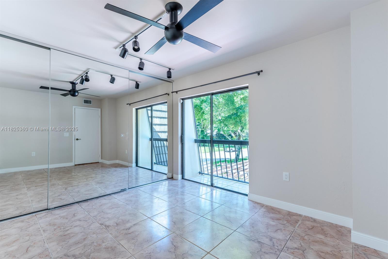 524 5th Ter, Palm Beach Gardens, Florida image 16