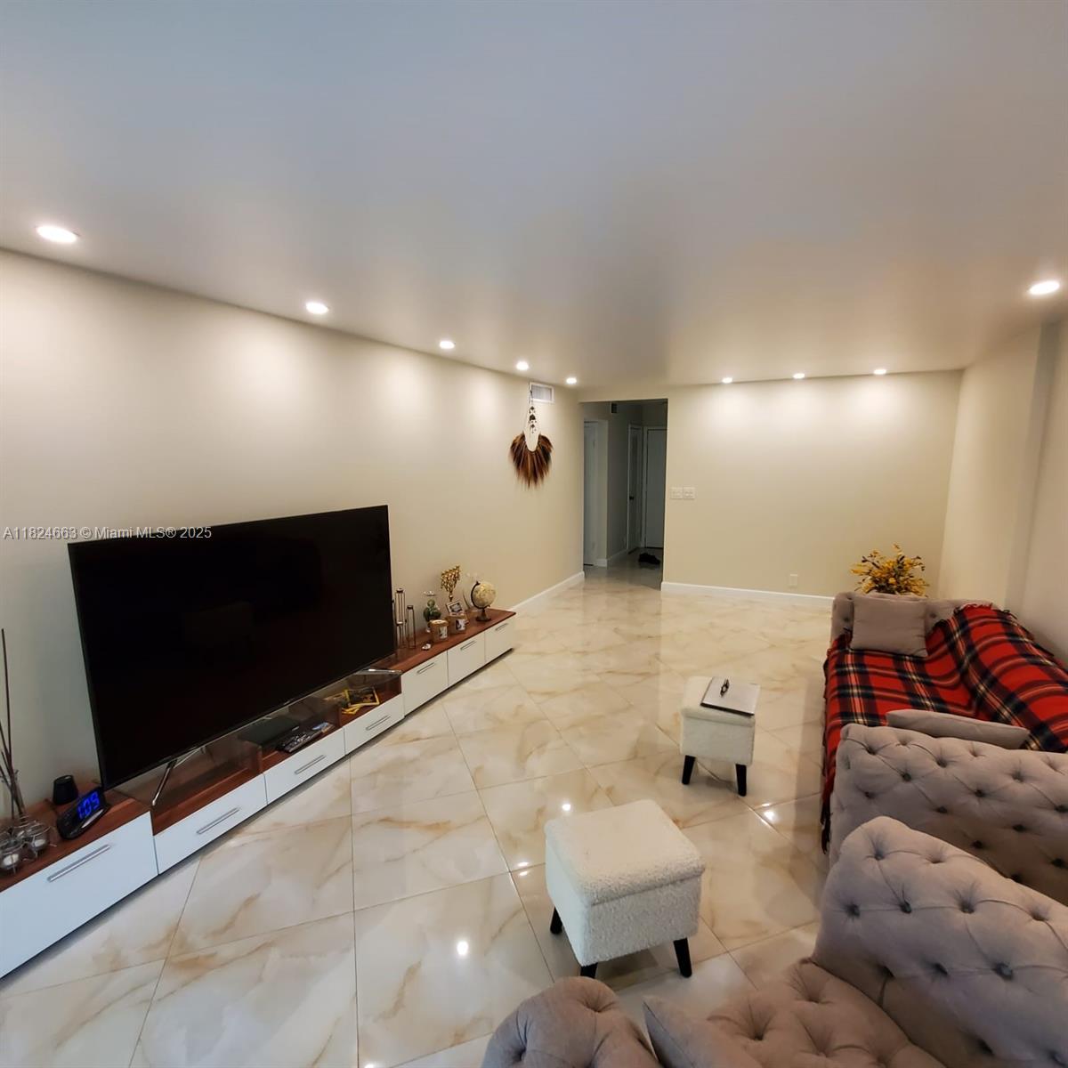 900 NE 12th Ave #306, Hallandale Beach, Florida image 4