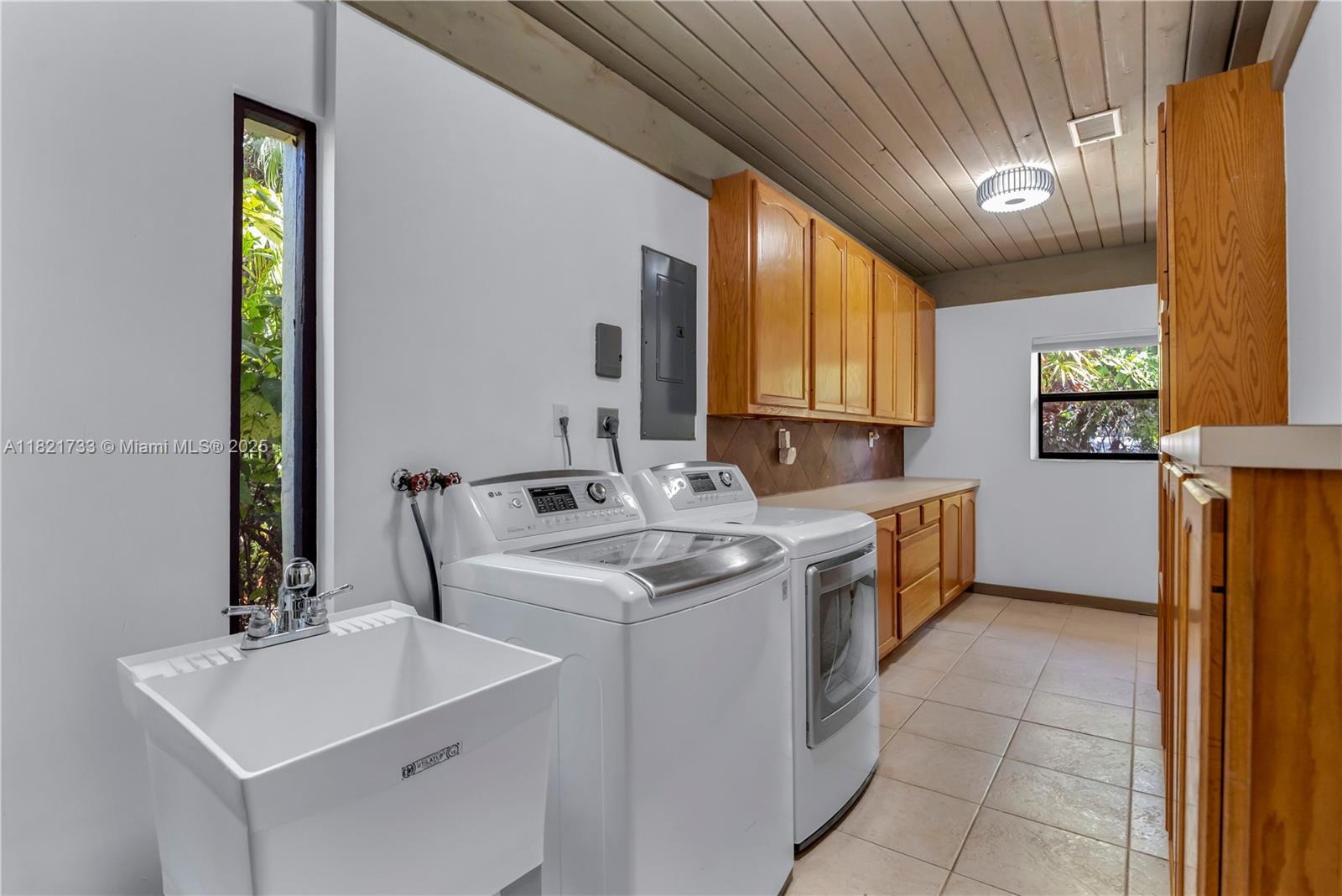 2691 SW 110th Way, Davie, Florida image 39