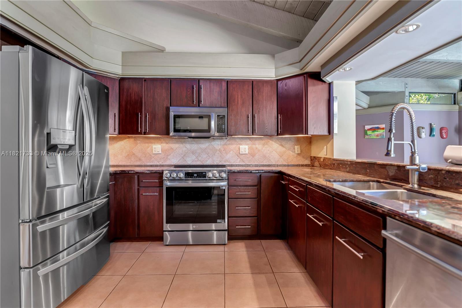2691 SW 110th Way, Davie, Florida image 7