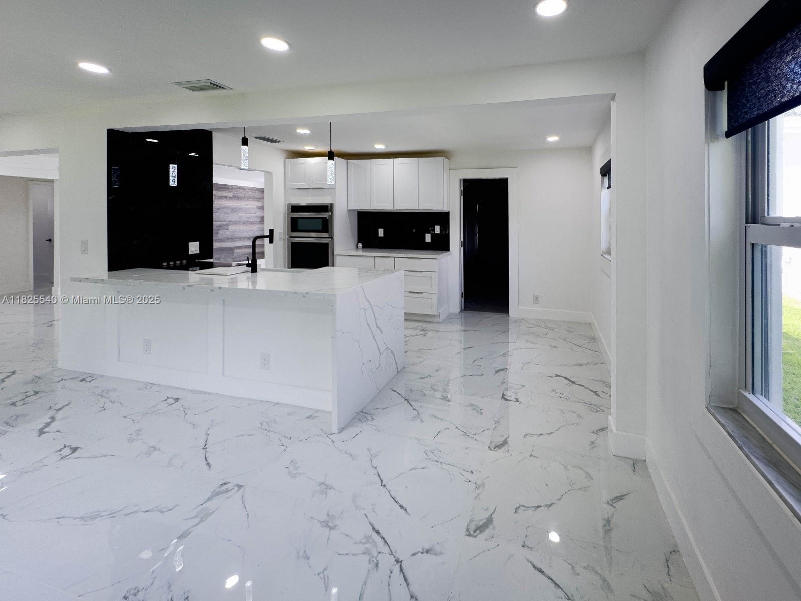 1009 Leisure Ln, Boynton Beach, Florida image 4