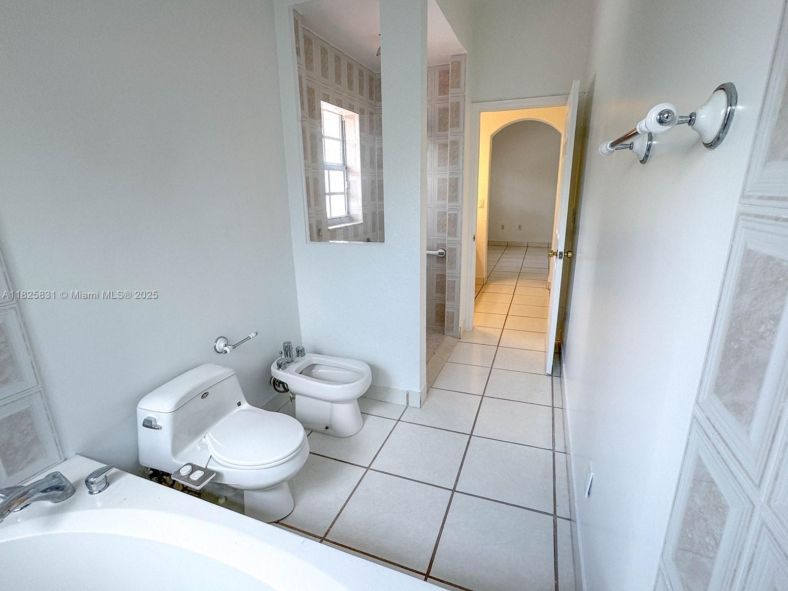 25 Ludlam Dr, Miami Springs, Florida image 21