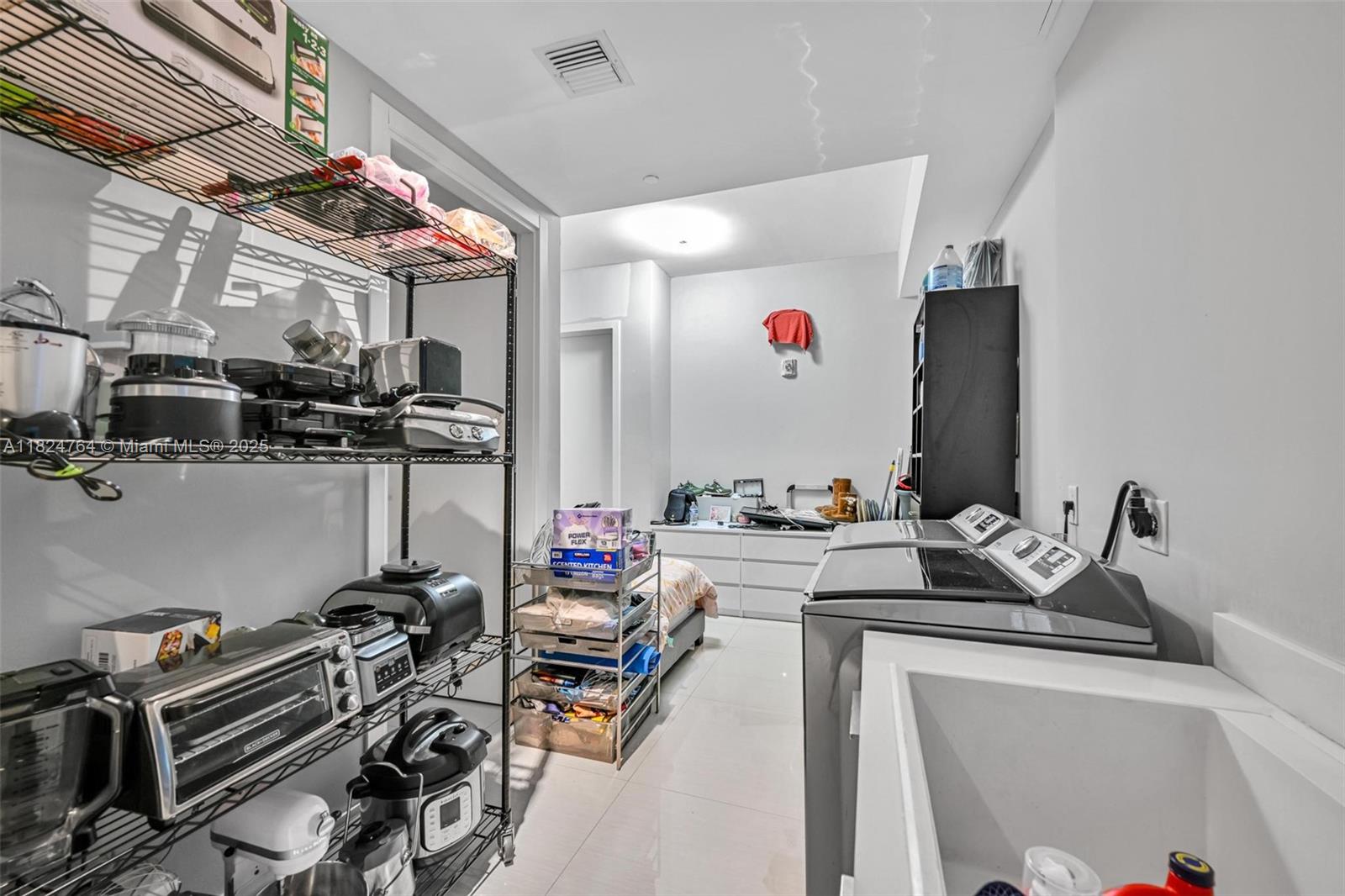 3300 NE 188th St #718, Aventura, Florida image 29
