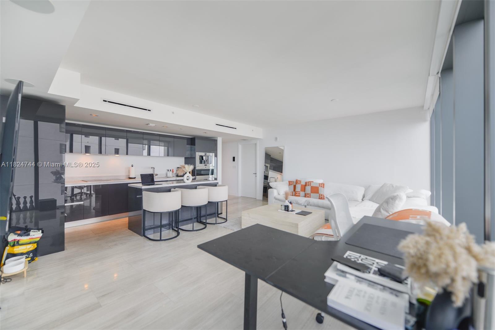 Property photo # 9