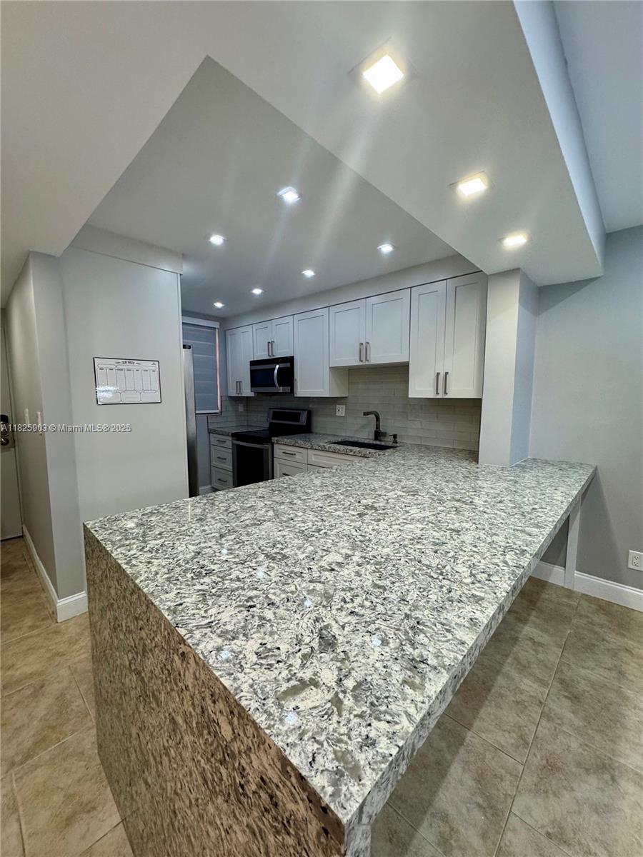 Property photo # 0
