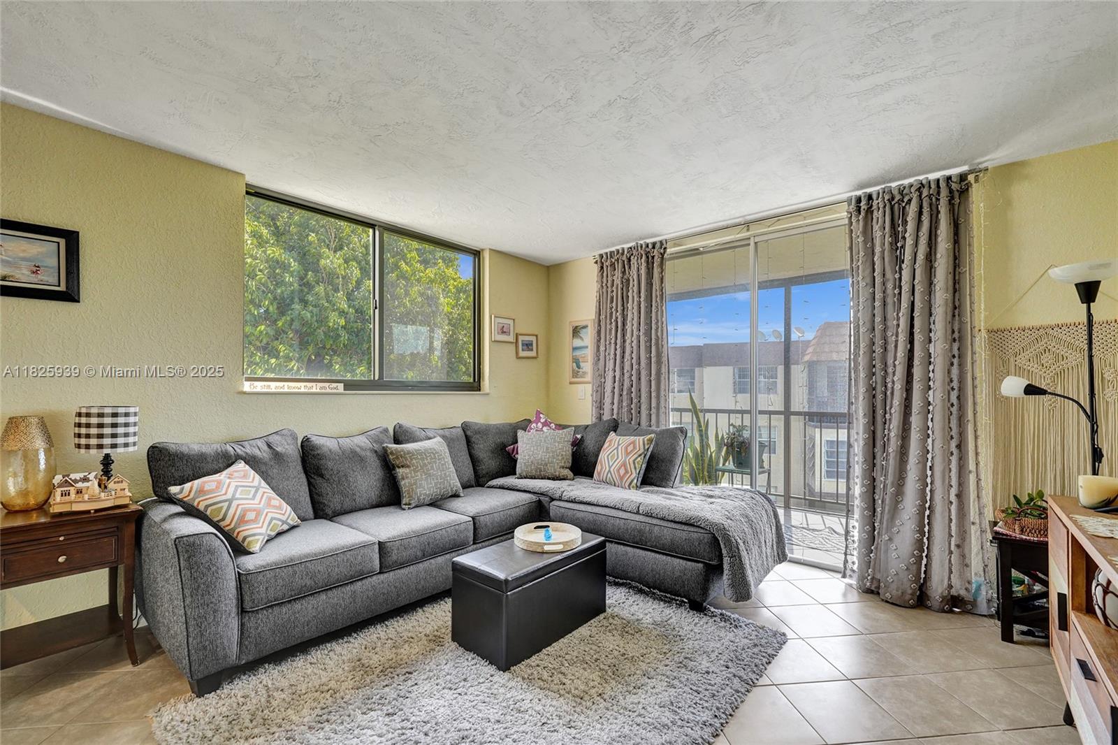 7100 NW 17th St #402, Plantation, Florida image 24