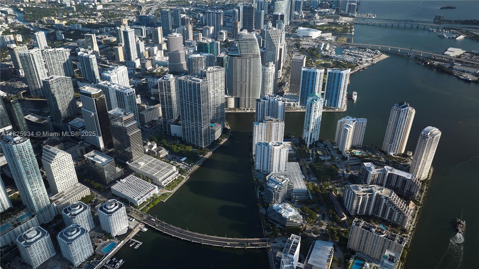 Condo for Sale in Miami, FL
