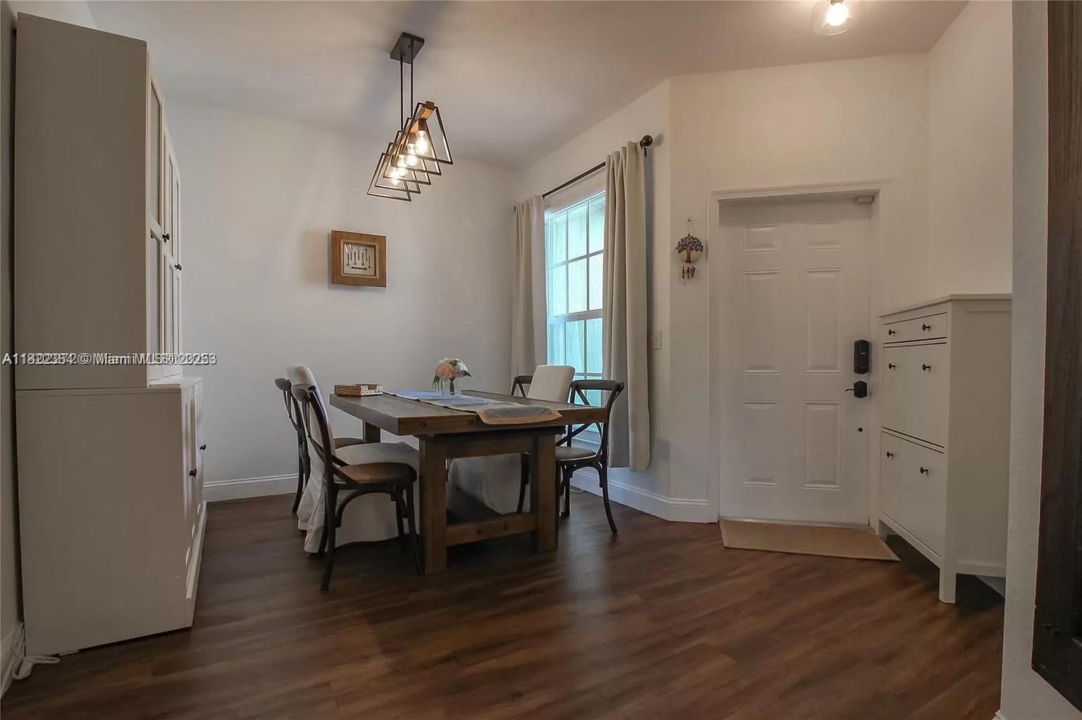 12056 NW 56th St, Coral Springs, Florida image 3