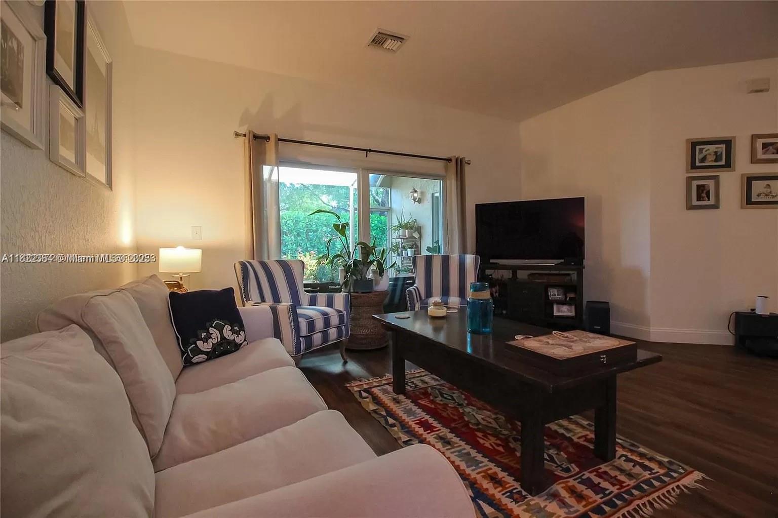 12056 NW 56th St, Coral Springs, Florida image 6