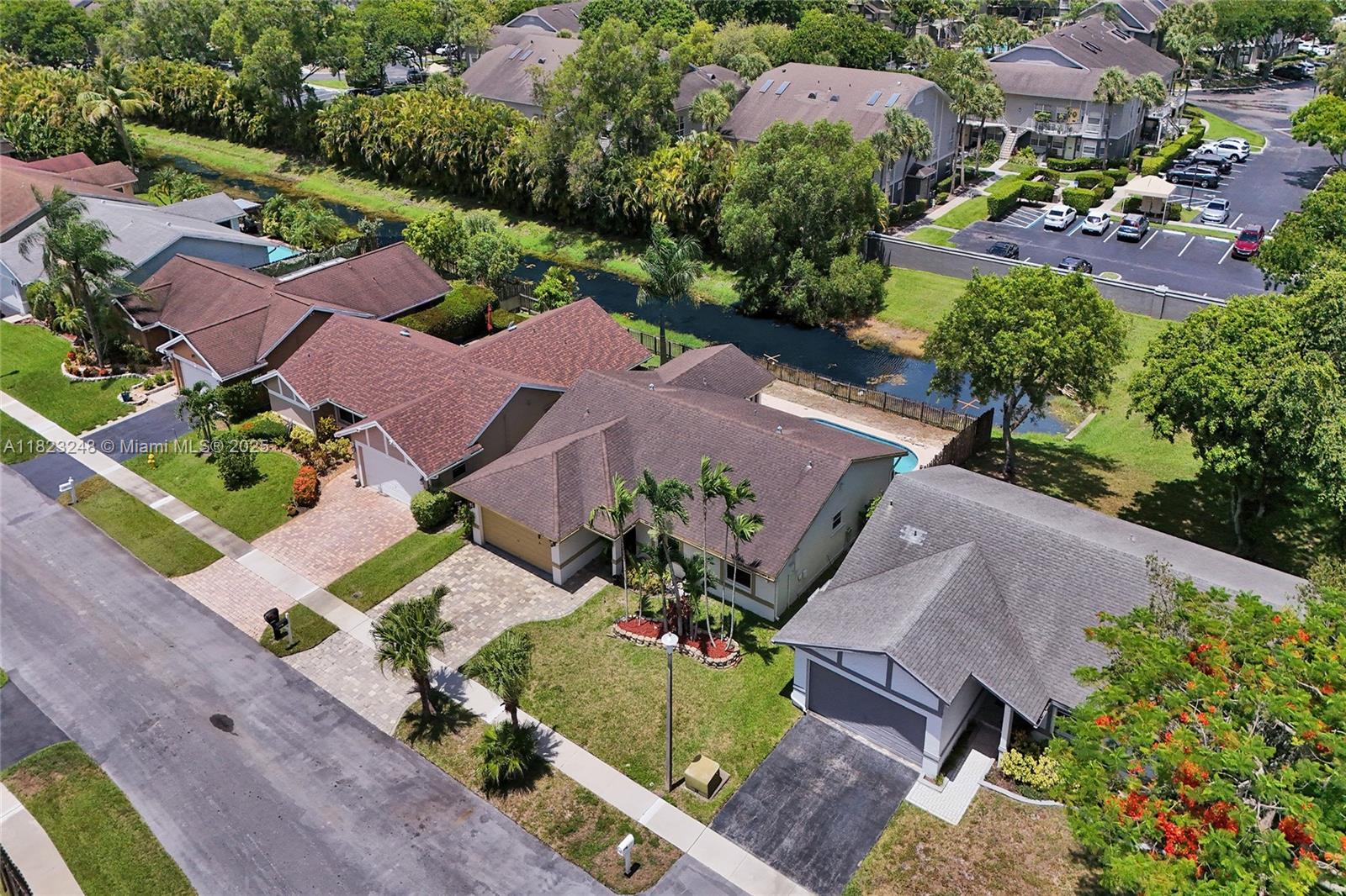 4365 NW 103rd Ter, Sunrise, Florida image 31
