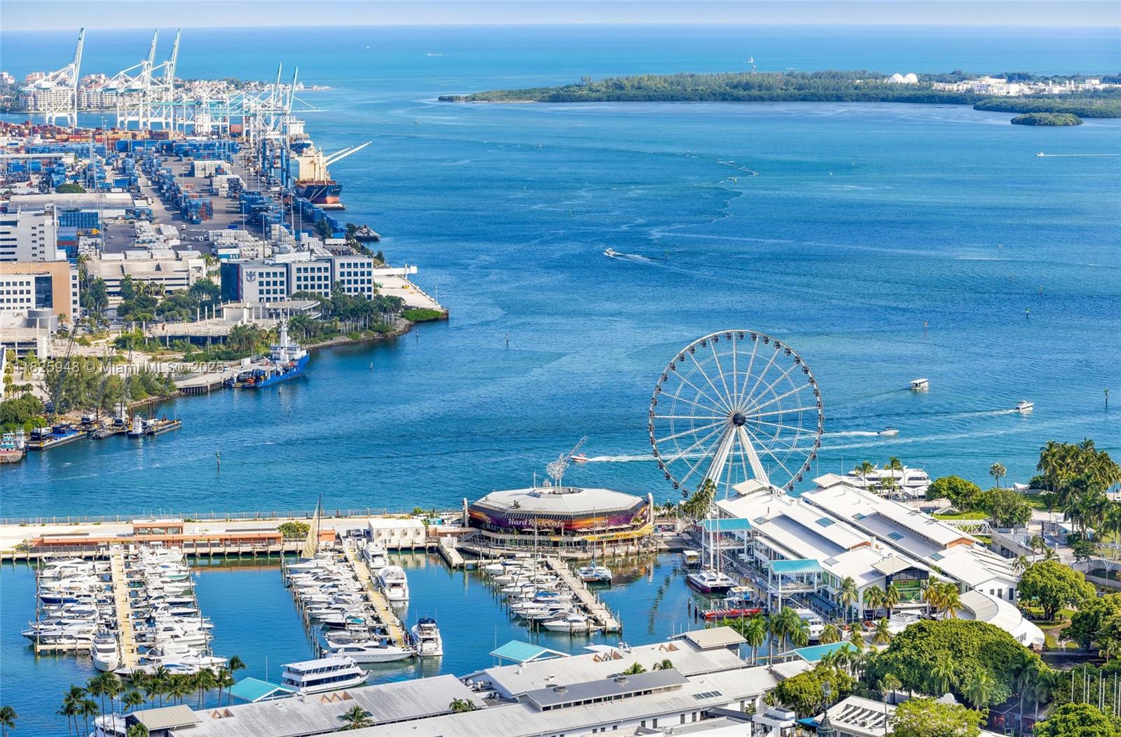 Apartamento para Alugar em Miami, FL