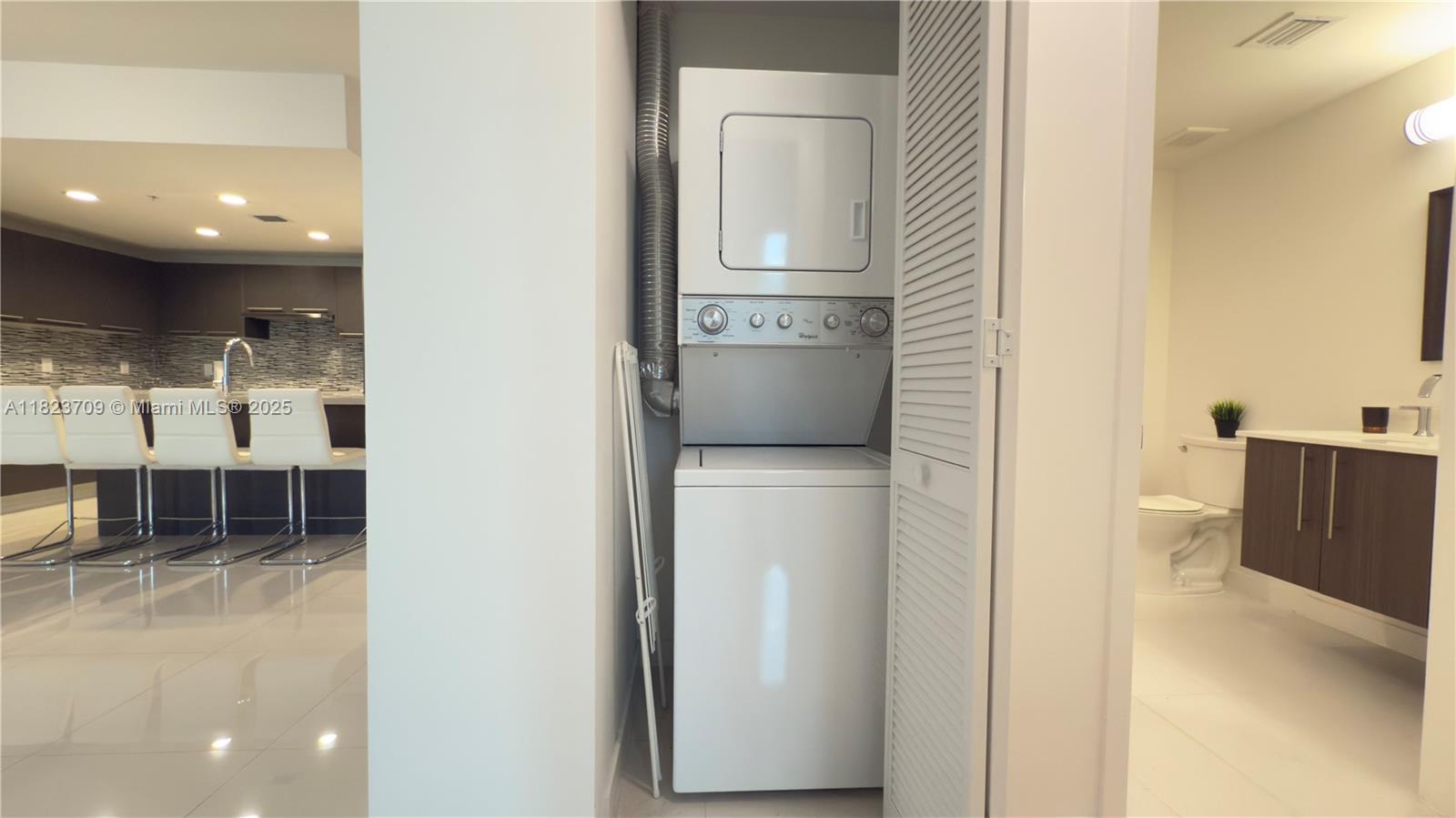 7825 NW 107th Ave #408, Doral, Florida image 22