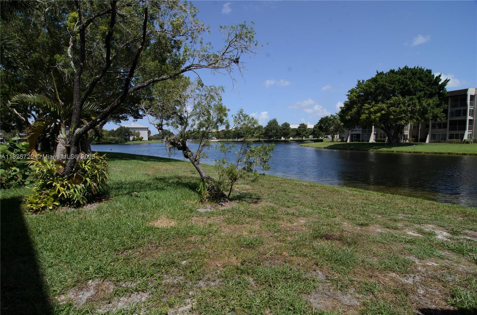 9420 Poinciana Pl #115, Davie, Florida image 1