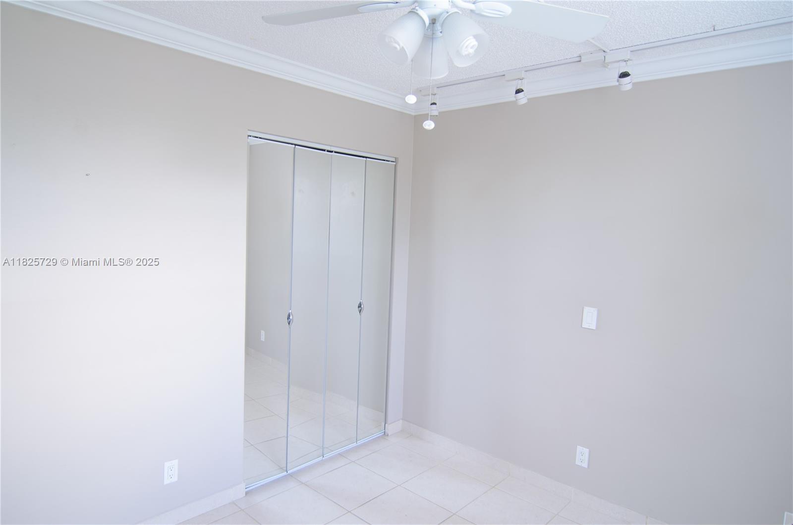 9420 Poinciana Pl #115, Davie, Florida image 13