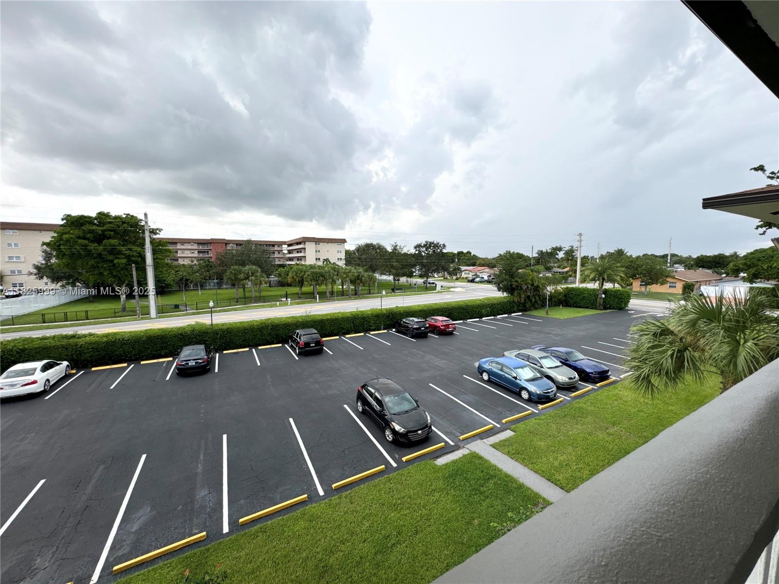 5200 Washington St #207, Hollywood, Florida image 1