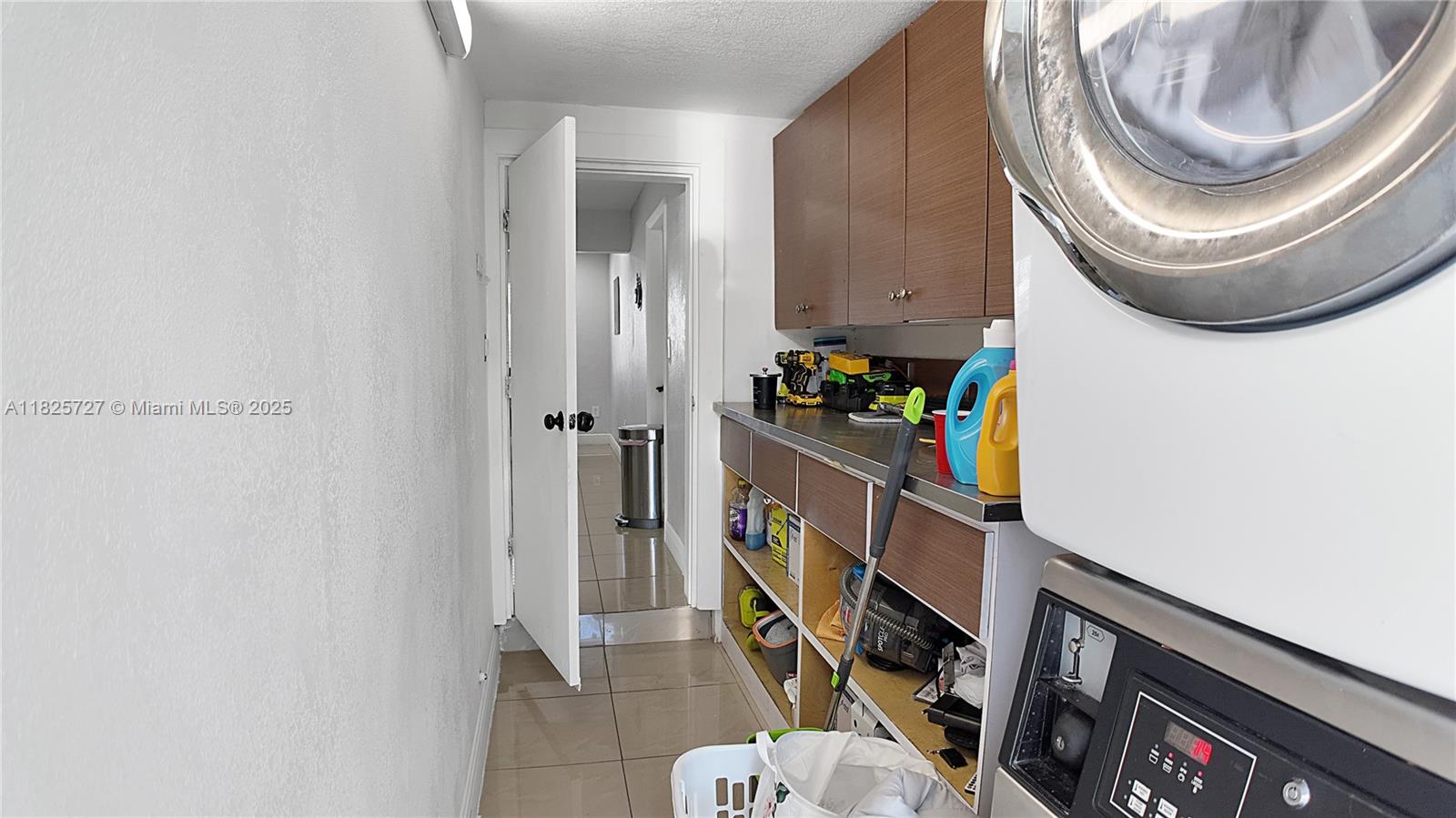 801 NW 172nd Ter, Miami Gardens, Florida image 9