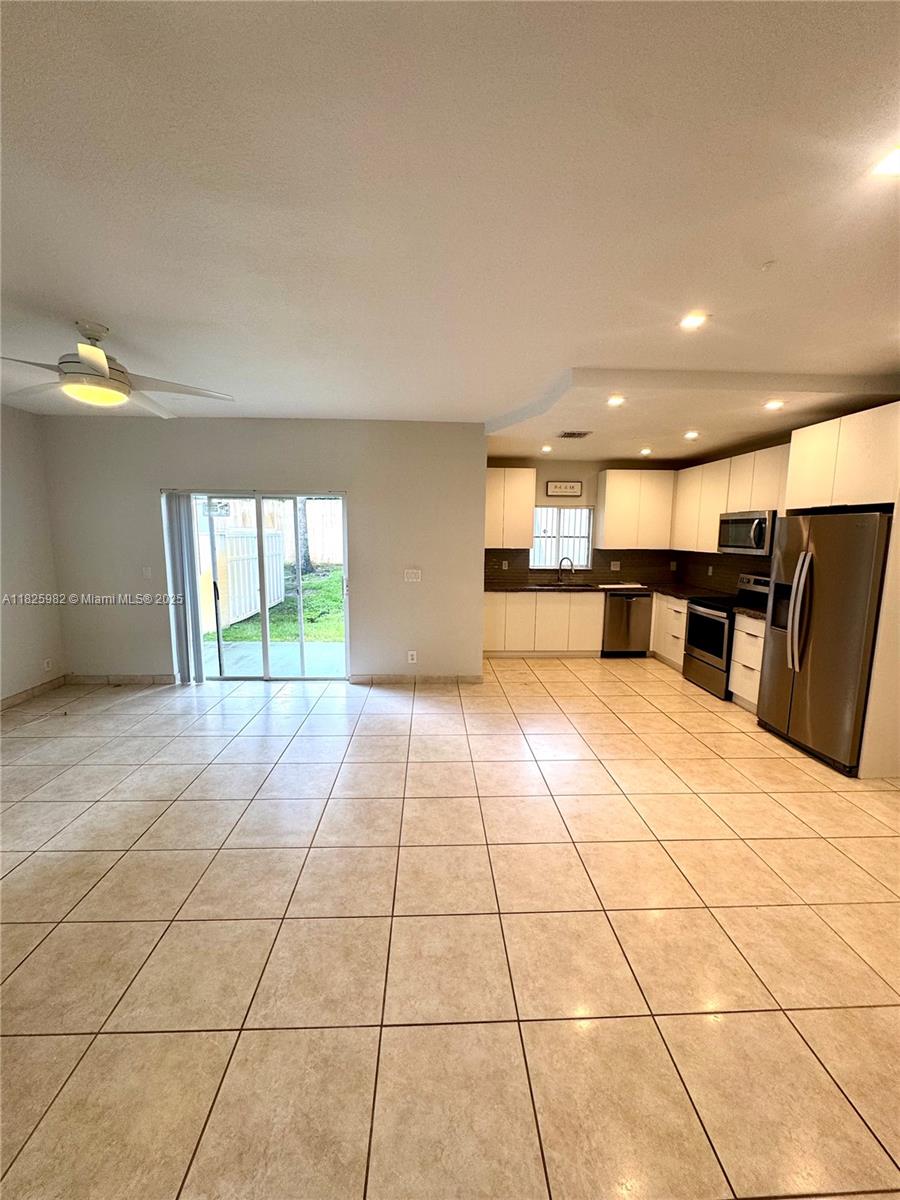 11380 NW 34th Pl, Sunrise, Florida image 8